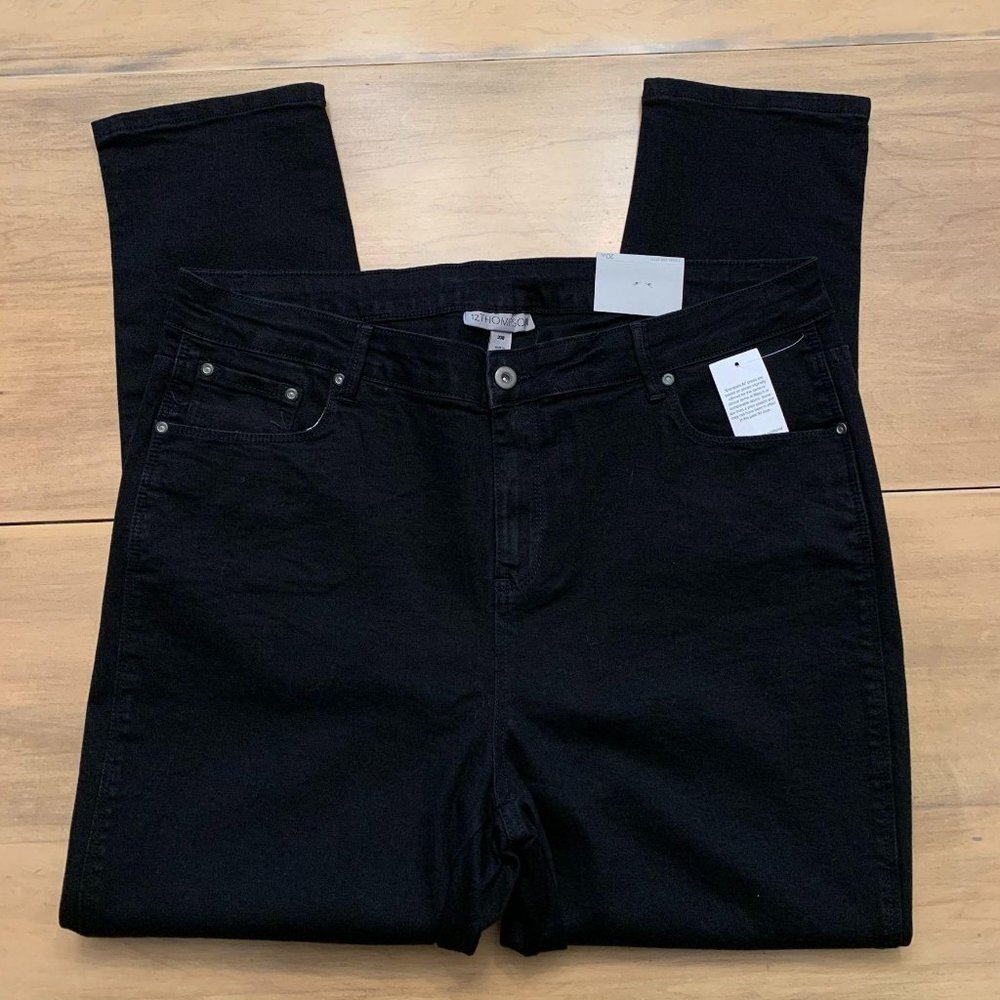 NWT 12 Thompson High-Waisted Black Pants 20W